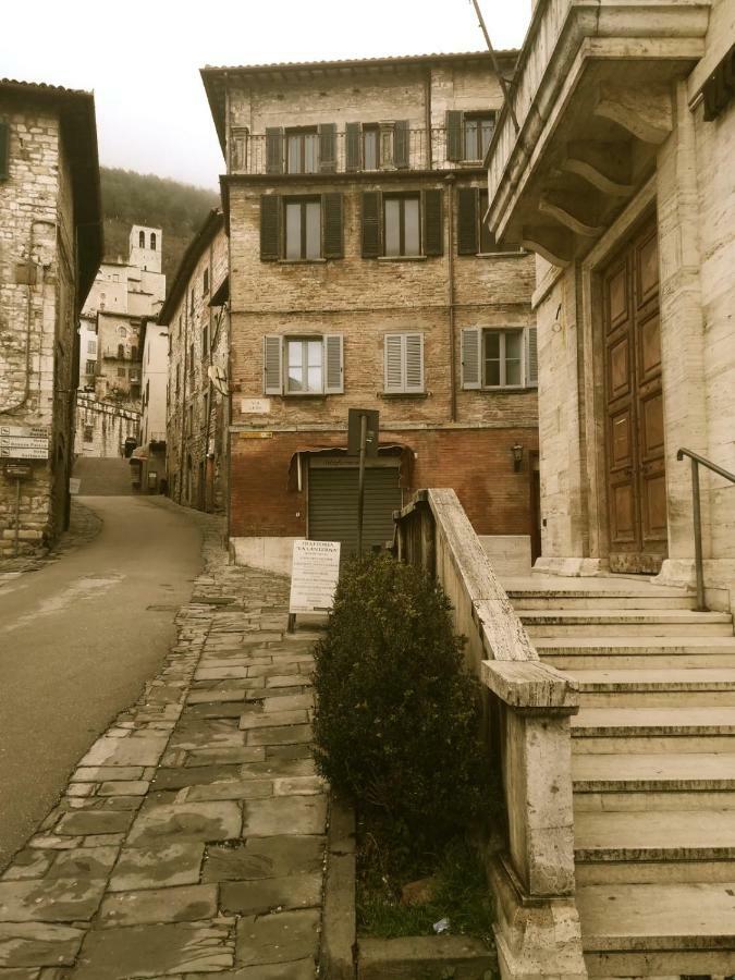Affittacamere In Centro Gubbio Luaran gambar