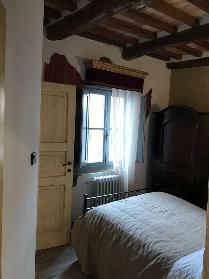 Affittacamere In Centro Gubbio Luaran gambar