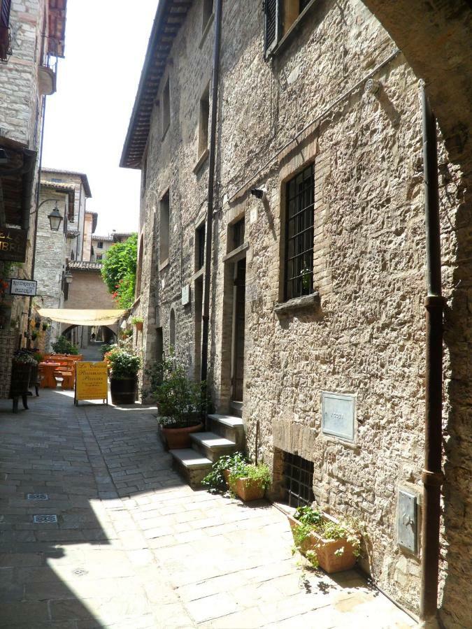 Affittacamere In Centro Gubbio Luaran gambar